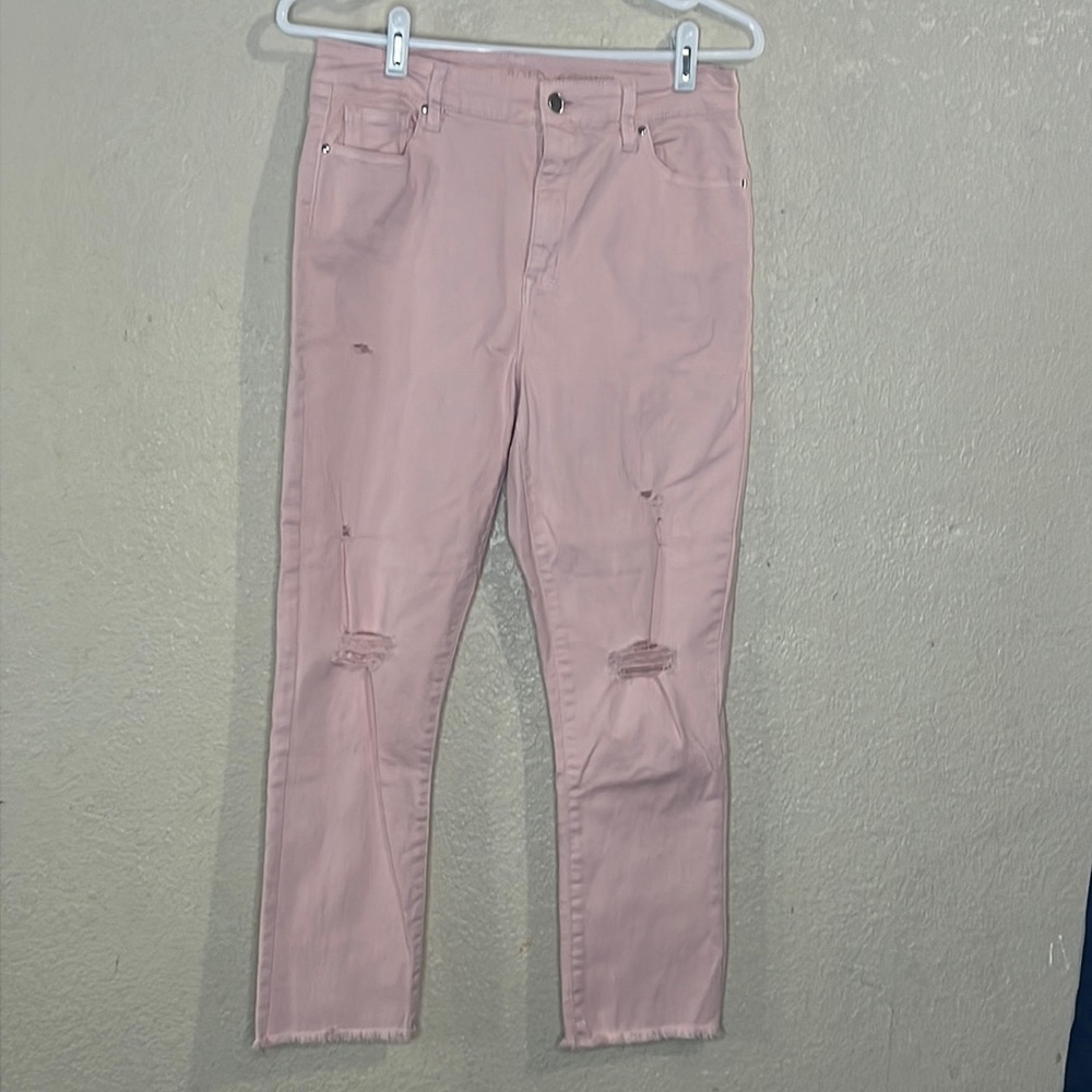 BOLD Elements Jean Distressed Dangerous Curves Size 6 B70